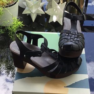 Black Platform Sandals